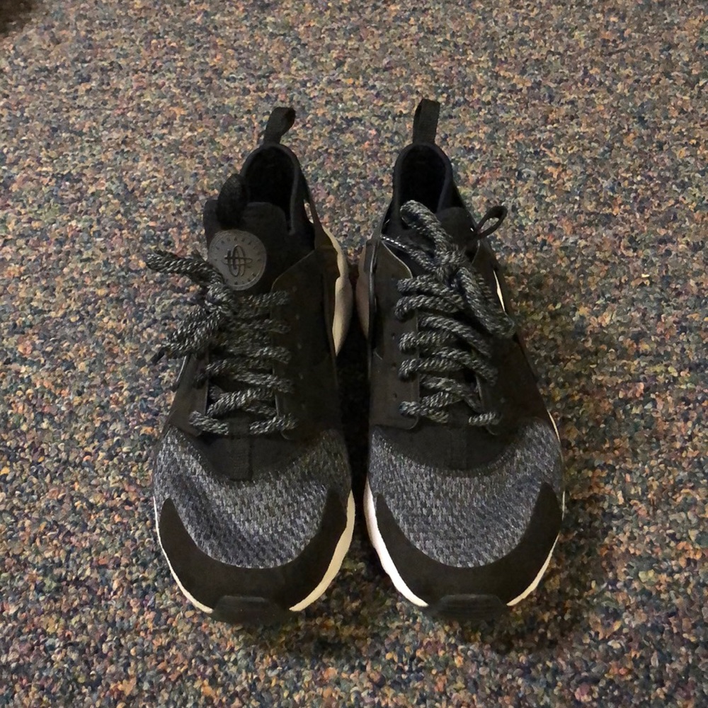 Nike Air Huarache, worn twice